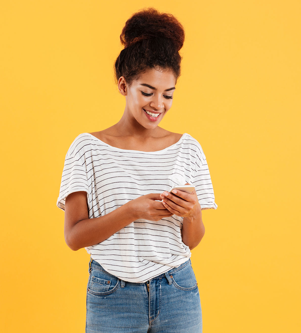 Smiling woman on phone Smiling woman on phone